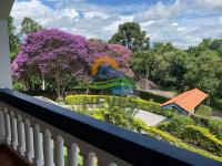 Casa de esquina em Serra Negra, SP