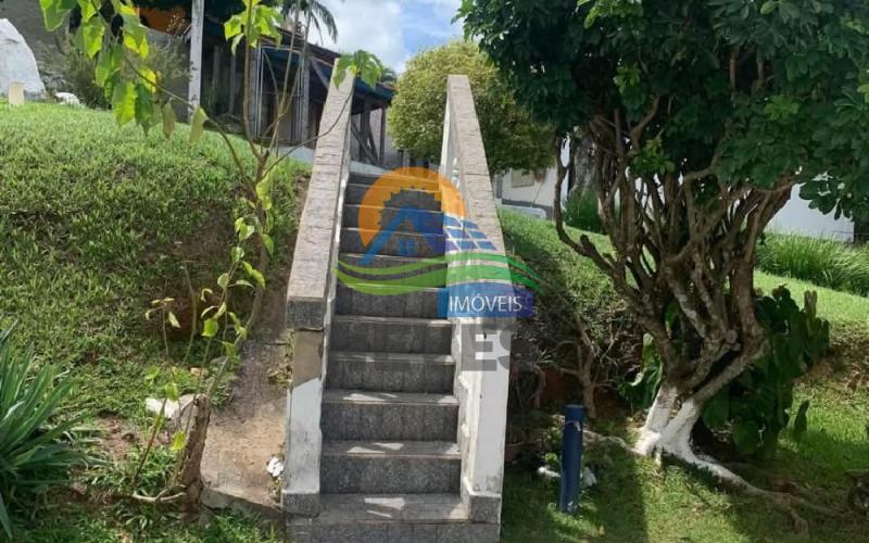 Casa de esquina em Serra Negra, SP