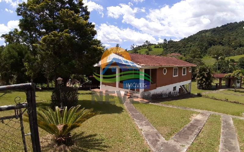 Casa perto de Serra Negra - SP