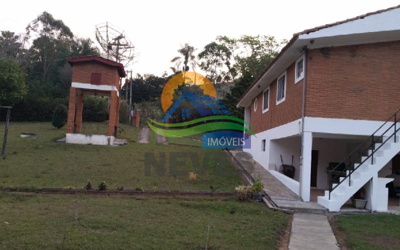 CHÁCARA À VENDA ENTRE SERRA NEGRA E LINDÓIA/SP